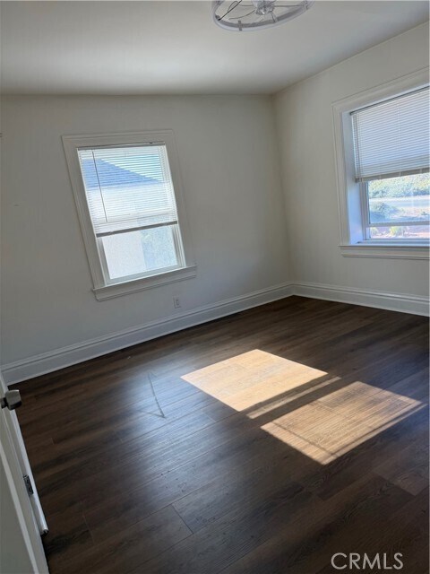 Foto del edificio - 1820 W 22nd St