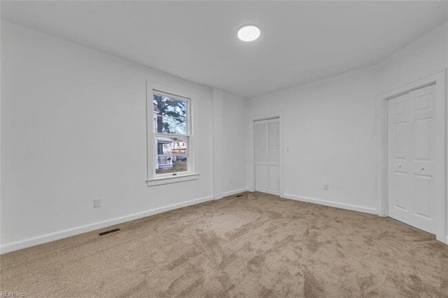 Building Photo - 416 Maryland Ave