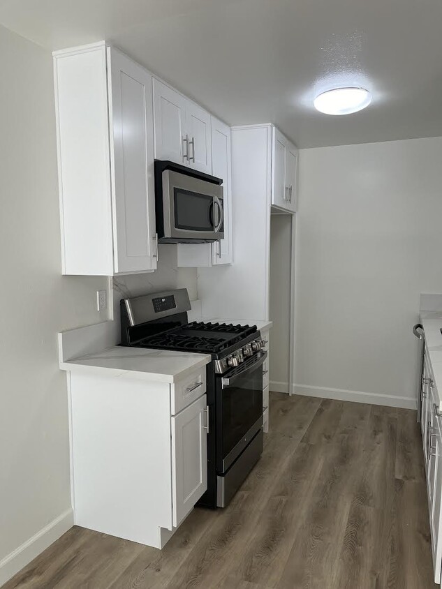 Kitchen - 18852 Smokewood Cir