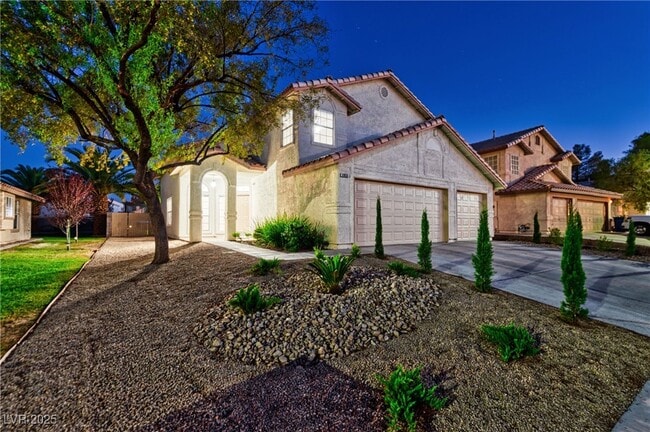 Foto del edificio - 1933 Coralino Dr