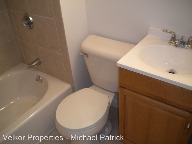 Foto del edificio - 645 Saratoga St