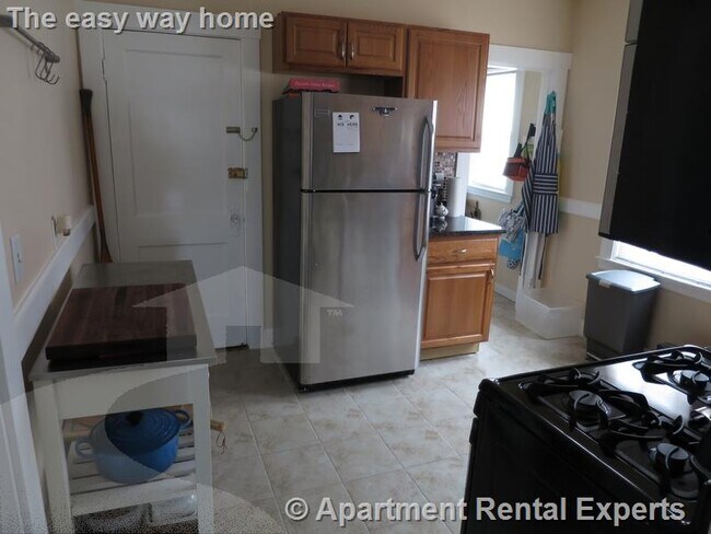 Building Photo - 12 Silvey Pl