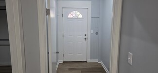 Building Photo - 541 Pond St