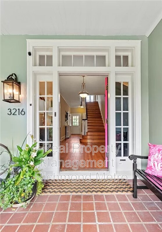 Foto del edificio - 3216 Hawthorne Ave