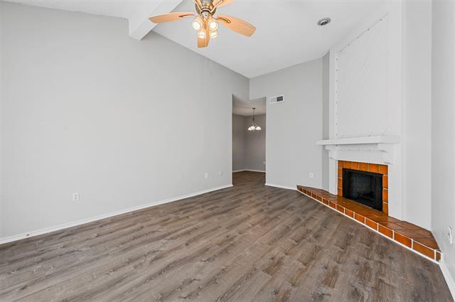 Building Photo - 9254 Forest Ln