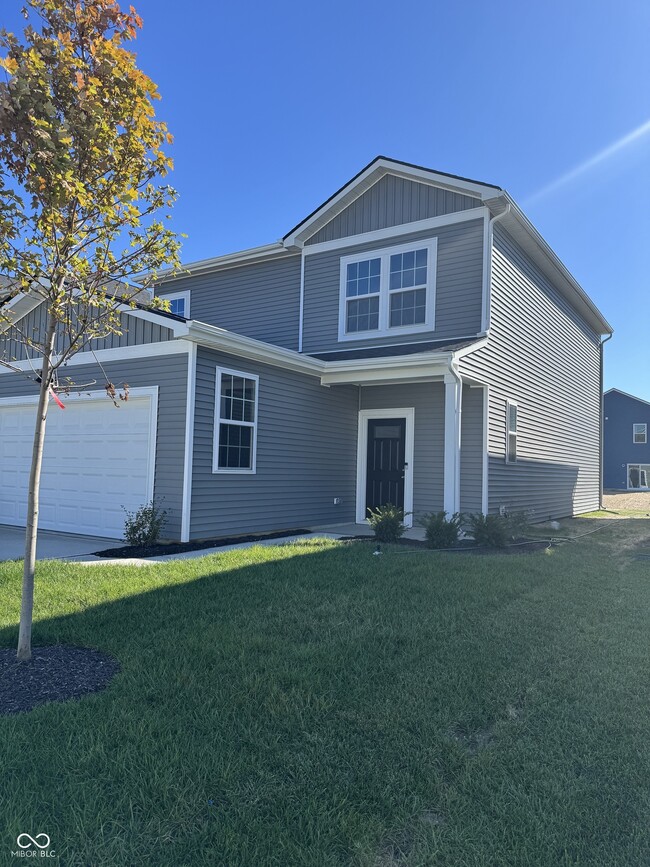 Building Photo - 3907 Sterling Dr