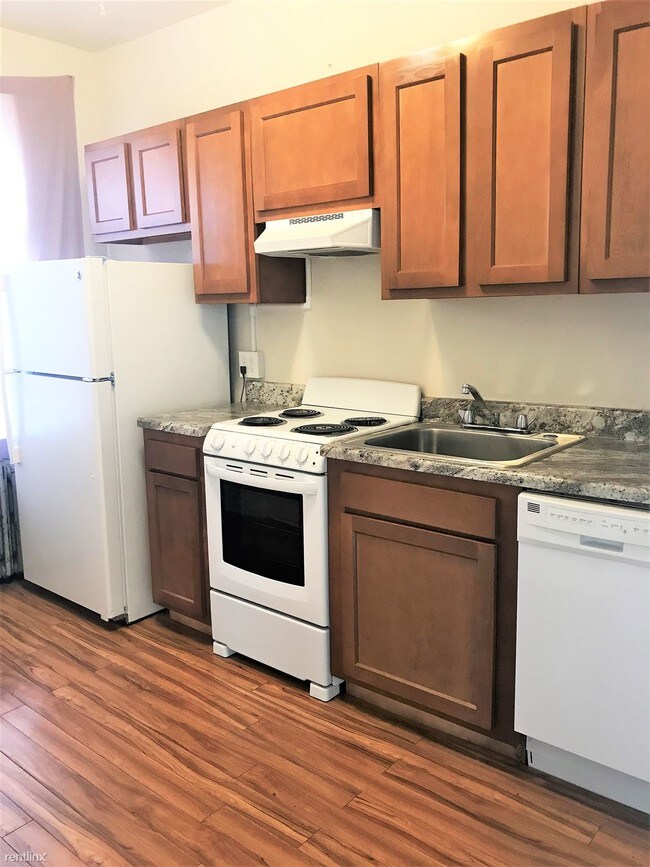 Building Photo - 1 br, 1 bath Apartment - 5538 Jackson St  Now