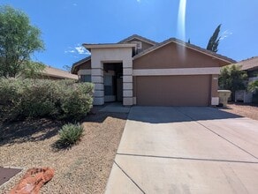 Building Photo - 6159 W Navajo Dr