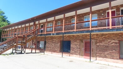 Building Photo - 133 Boone Docks St