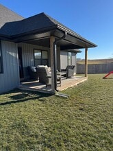 Building Photo - 3040 E Franz Sigel St