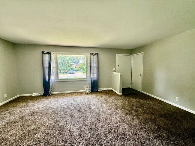 Foto del edificio - 209 Flintridge Dr
