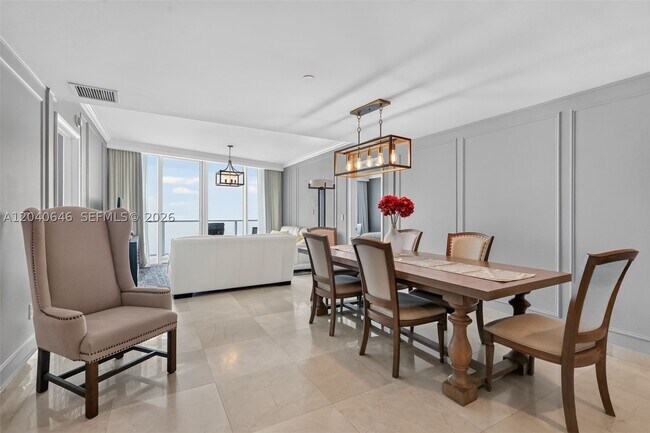 Building Photo - 17001 Collins Ave