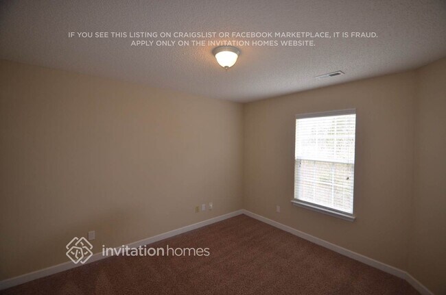 Foto del edificio - 6329 Day Lilly Ln