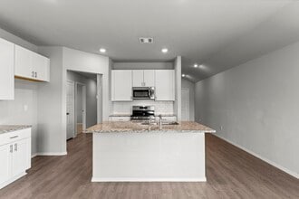 Building Photo - 603 Levine Ct