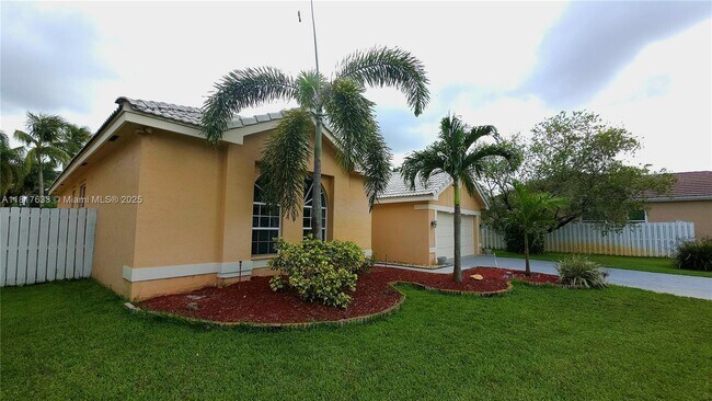 Foto del edificio - 17820 NW 16th St