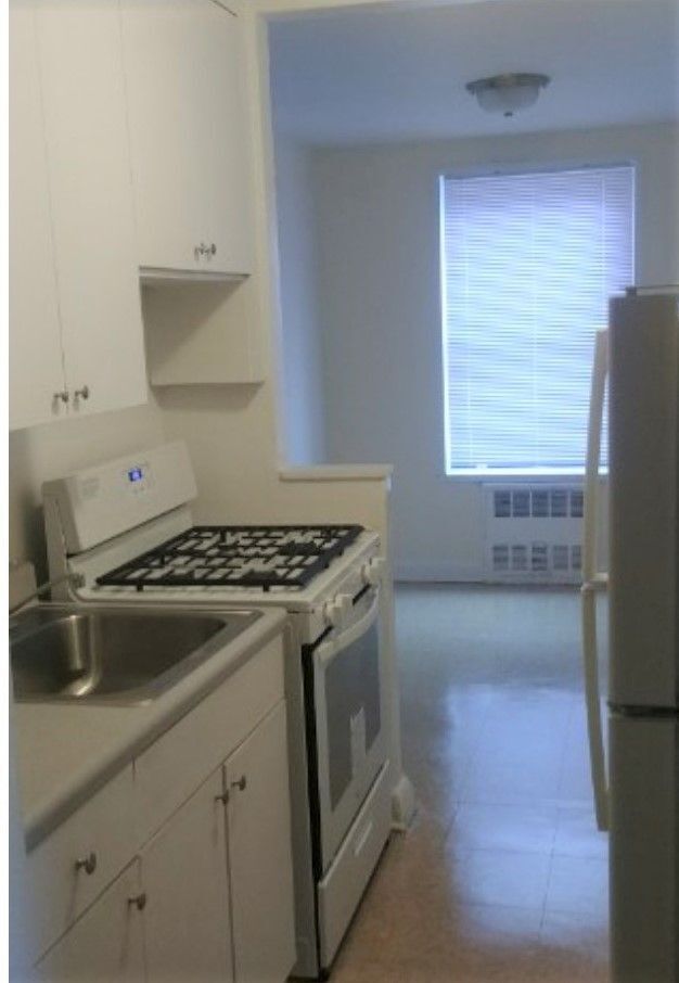 Building Photo - 44-35 Colden St