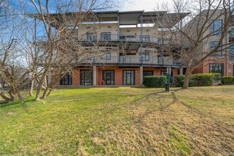 Building Photo - 2525 S Lamar Blvd