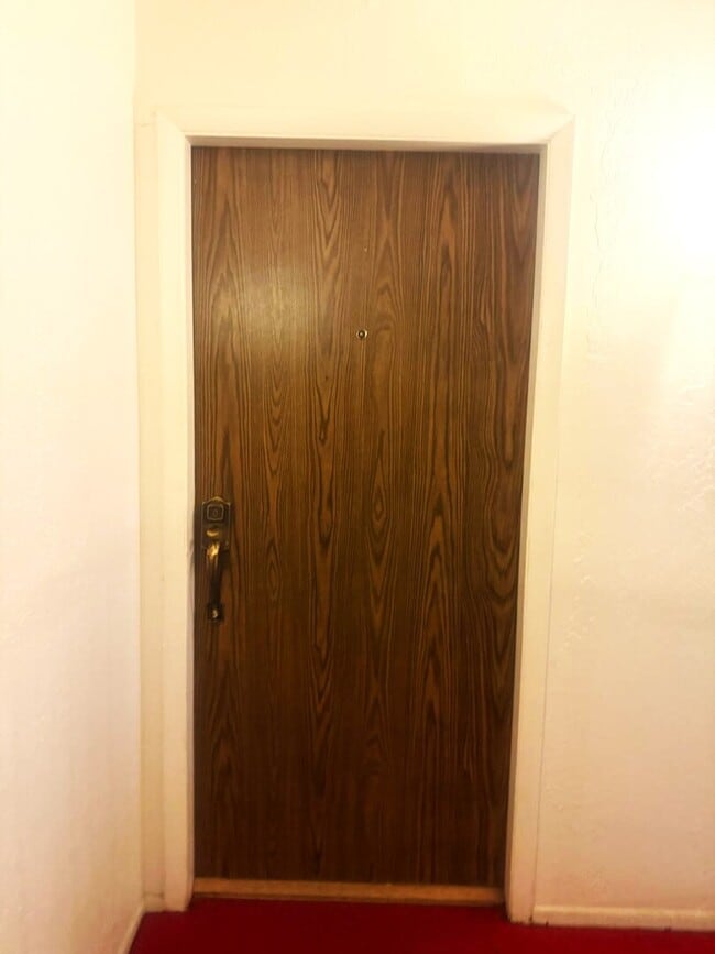 Building Photo - 327 Wildberry Ct