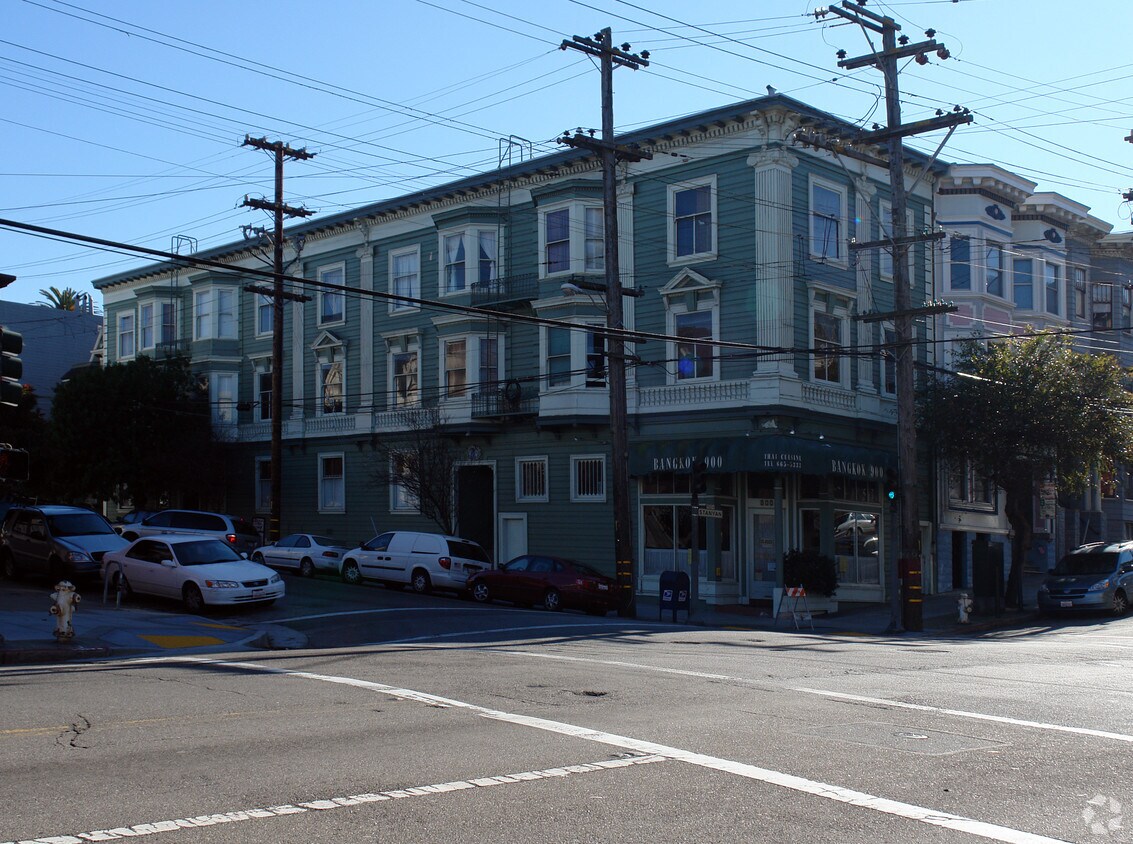 Building Photo - 491 Frederick St
