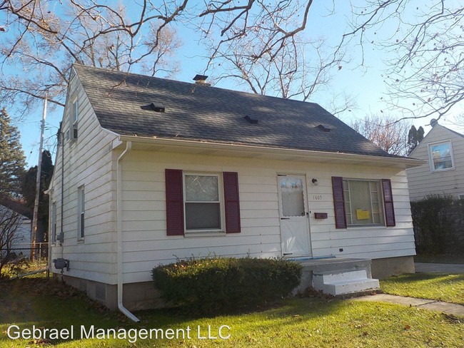 Building Photo - 1609 Blackberry Ln
