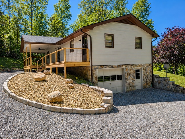 Building Photo - Marion Long Term Rental!
