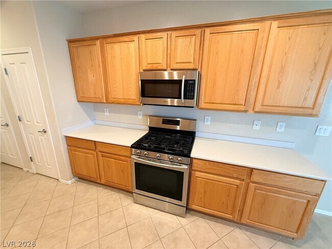 Foto del edificio - 2501 Solera Sky Dr