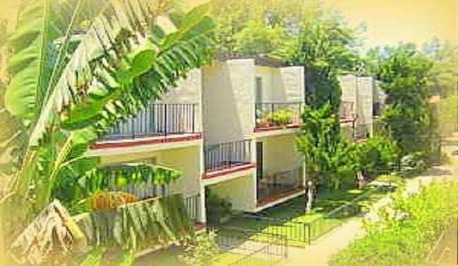 Foto del edificio - 820 Raymond N Ave