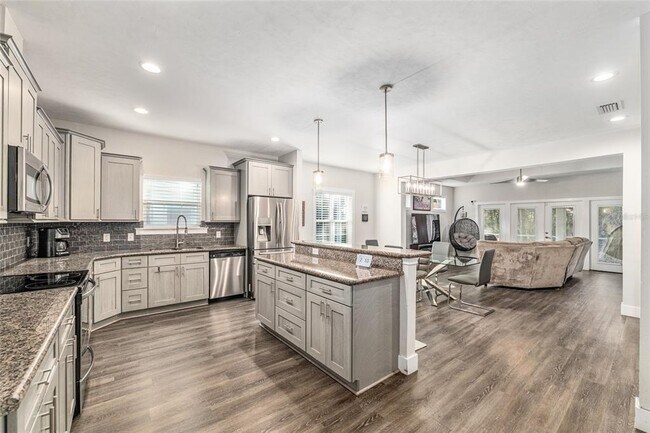 Foto del edificio - 1412 NW 121st Way