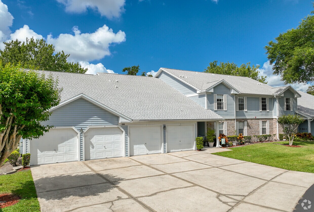 Primary Photo - Coach Homes At Dover Village
