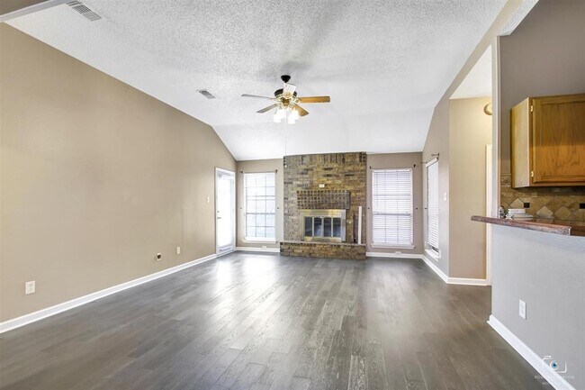 Building Photo - 709 Westwind Way