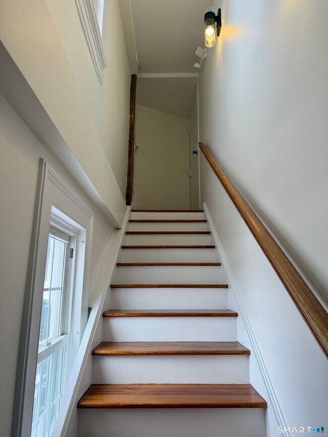 Foto del edificio - 1185 Linden Ave