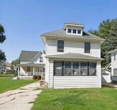 Building Photo - 1254 S Chicago Ave