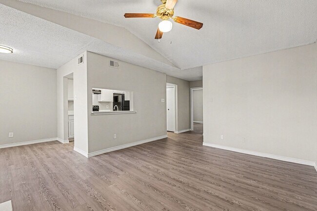 Foto del edificio - 3621 W Northgate Dr