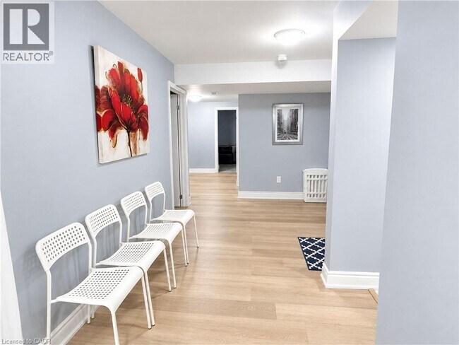 Photo du bâtiment - 190 Blair Creek Dr