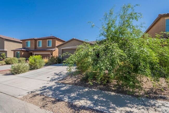 Building Photo - Bright & Stylish 3BR Home in La Estancia |...