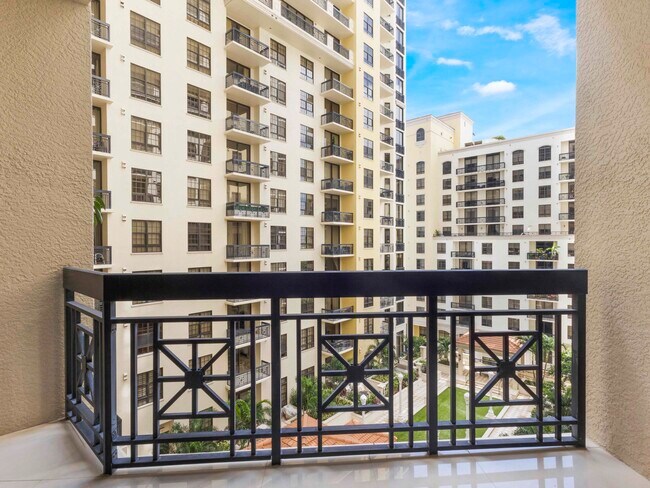 Foto del edificio - 701 S Olive Ave