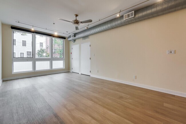 Foto del edificio - 122 Madison St