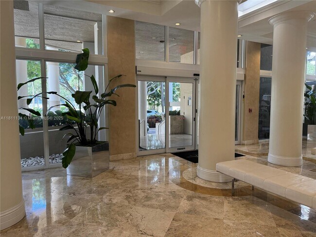 Building Photo - 770 Claughton Island Dr