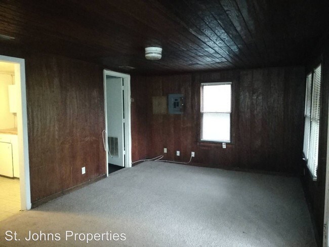 Building Photo - 2 br, 1 bath House - 545 Greeland Ave