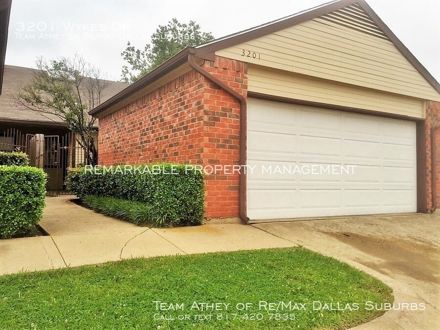 Primary Photo - 3201 Wykes Drive #3201 Garland Tx 75043