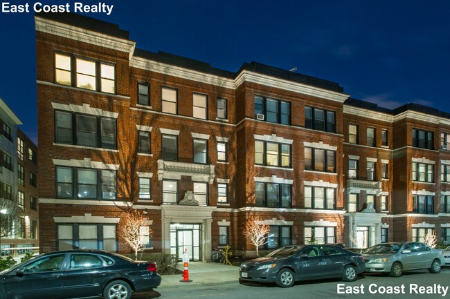 Foto del edificio - 78 Brainerd Rd