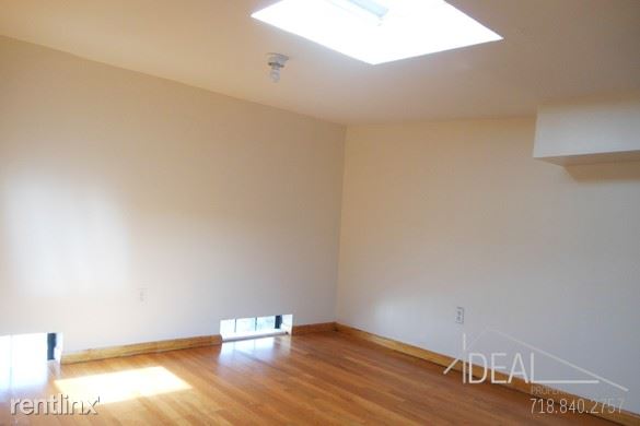 Building Photo - 266 Himrod St