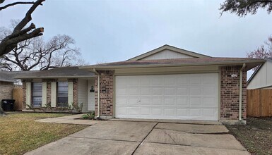 Building Photo - 527 Tara Plantation Dr