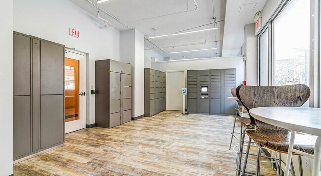 Building Photo - 840 Huntington Ave