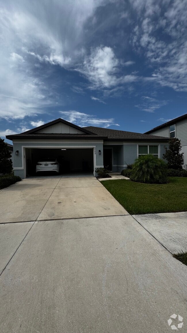 Building Photo - 9565 Summers Cay Cir