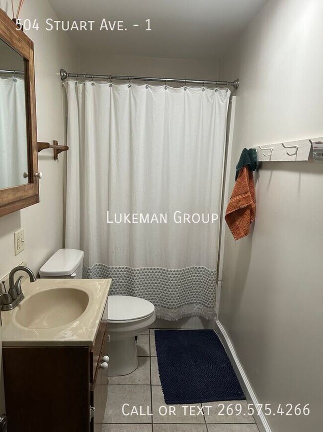 Foto del edificio - 504 Stuart Ave