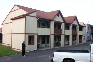 Building Photo - 921 W Belden Ave