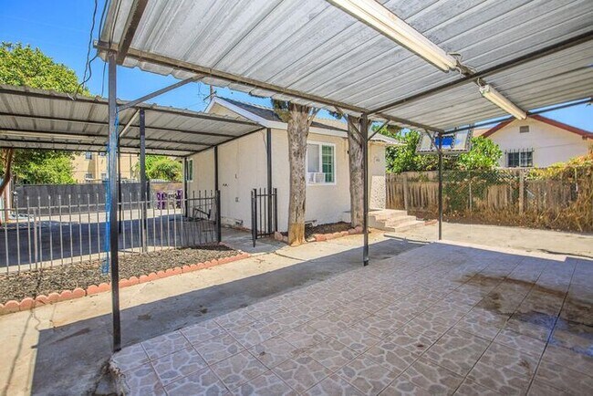 Foto del edificio - Beautiful Home Ready for Move-in