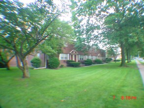 Building Photo - 77 Orange Rd