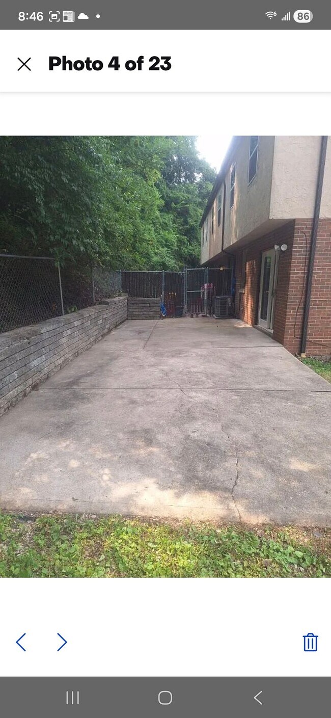Building Photo - 4588 E Willock Rd